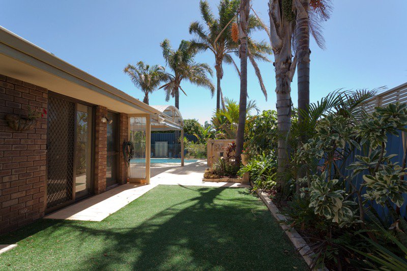 Photo - 8 Mottee Road, Bateman WA 6150 - Image 15