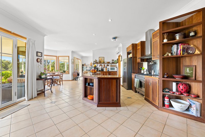 Photo - 8 Mountain View Road, Moruya NSW 2537 - Image 15