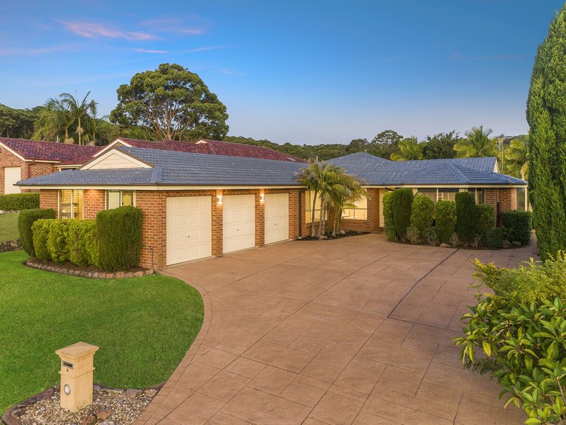 8 Mountbatten Place, Valentine NSW 2280