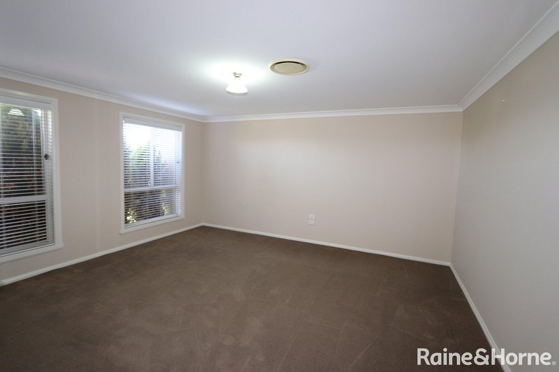 Photo - 8 Musgrove Avenue, Kelso NSW 2795 - Image 14