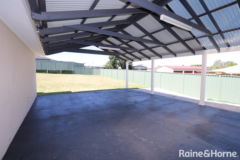 Photo - 8 Musgrove Avenue, Kelso NSW 2795 - Image 17