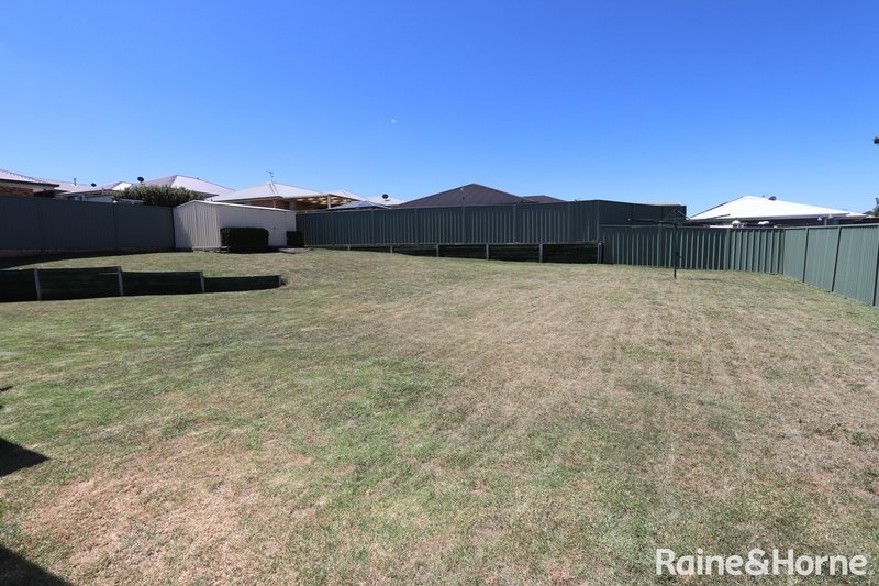 Photo - 8 Musgrove Avenue, Kelso NSW 2795 - Image 18