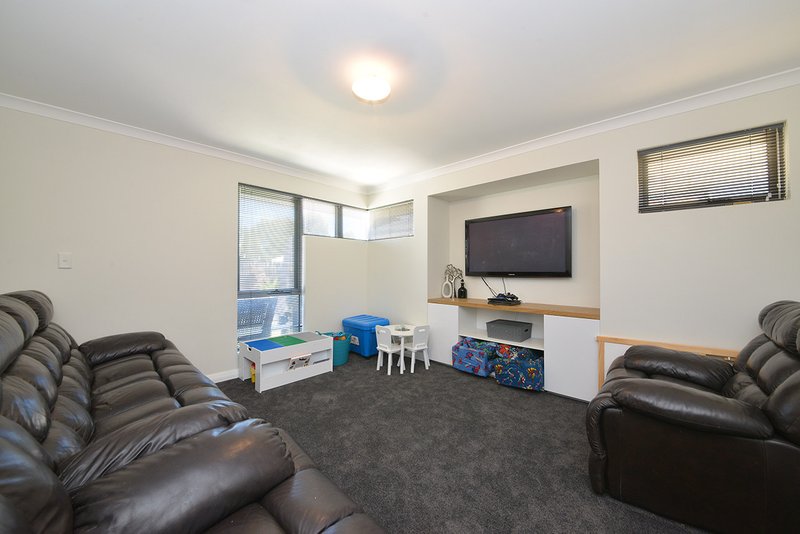 Photo - 8 Myall Fairway, Clarkson WA 6030 - Image 4