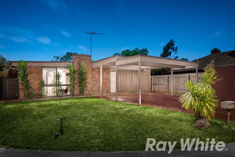 8 Namatjira Court, Mill Park VIC 3082