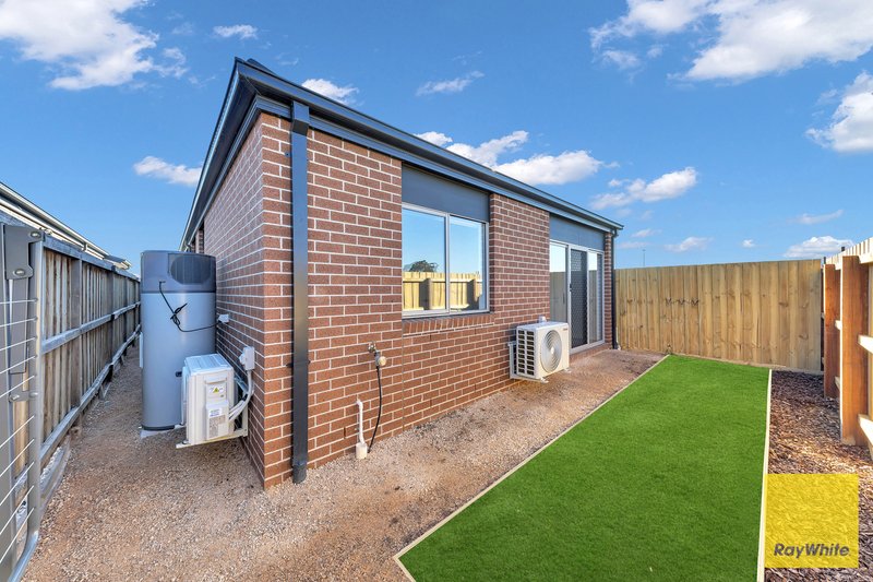 Photo - 8 Namba Drive, Tarneit VIC 3029 - Image 11