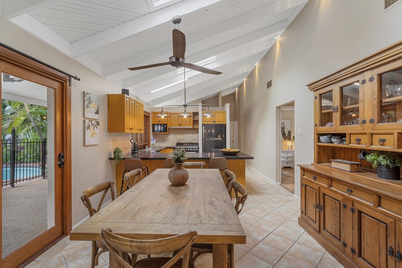 Photo - 8 Nandala Drive, Tanah Merah QLD 4128 - Image 8