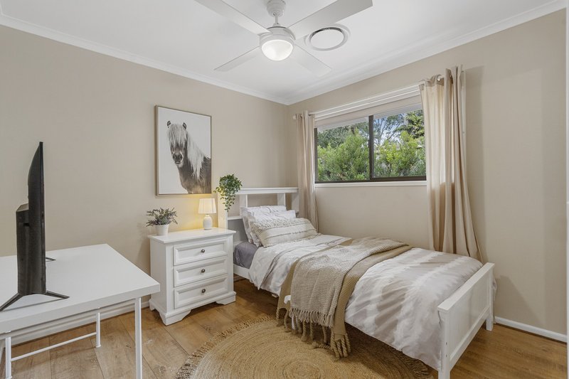 Photo - 8 Nandala Drive, Tanah Merah QLD 4128 - Image 11