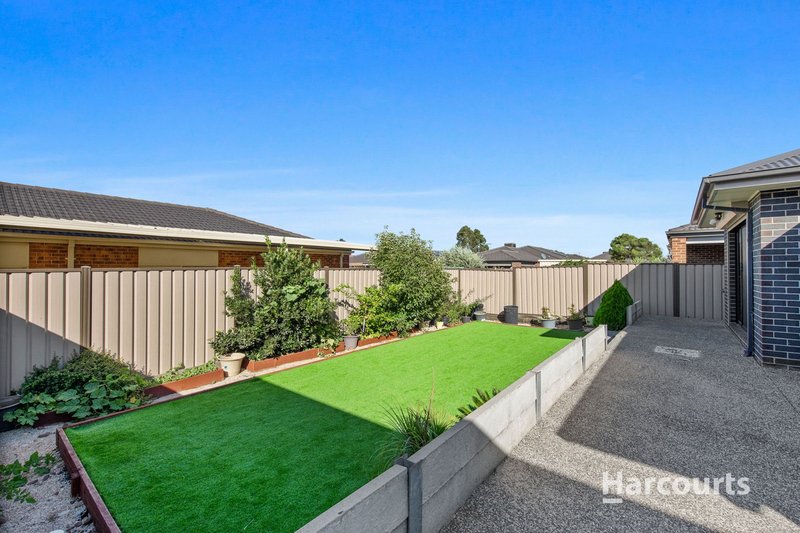 Photo - 8 Naomi Street, Burnside Heights VIC 3023 - Image 10