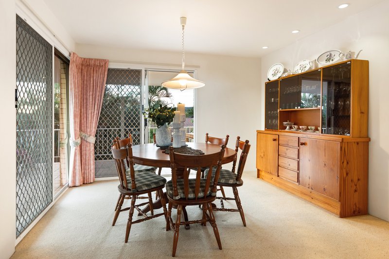 Photo - 8 Nara Street, Kenmore QLD 4069 - Image 4