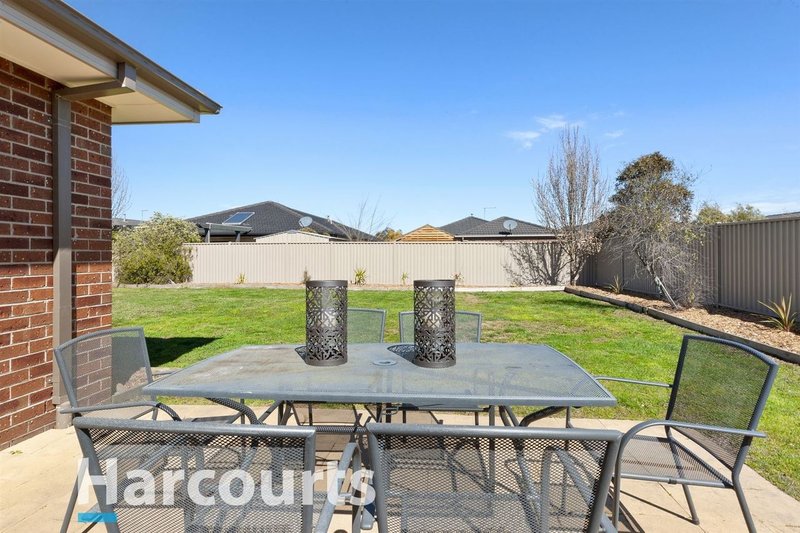 Photo - 8 Naroo Street, Alfredton VIC 3350 - Image 16