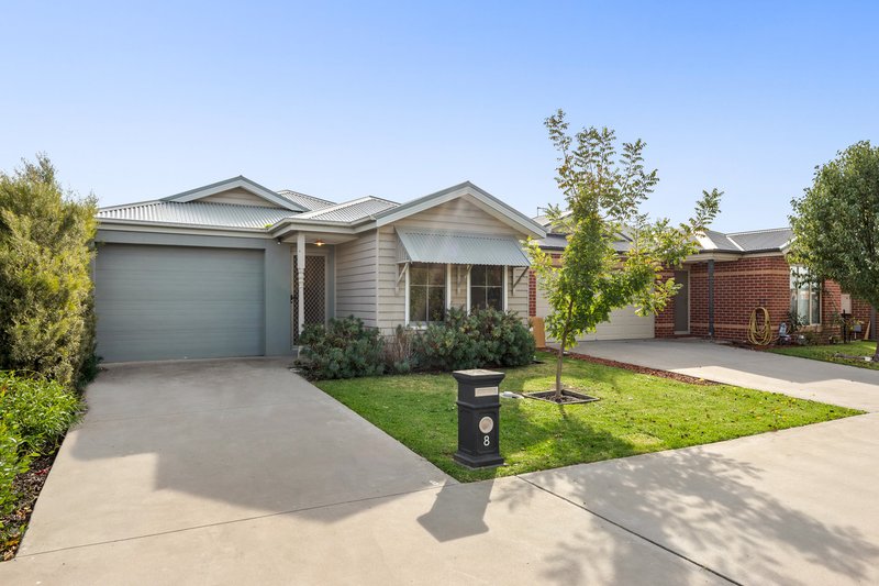 8 Naso Place, Clyde North VIC 3978