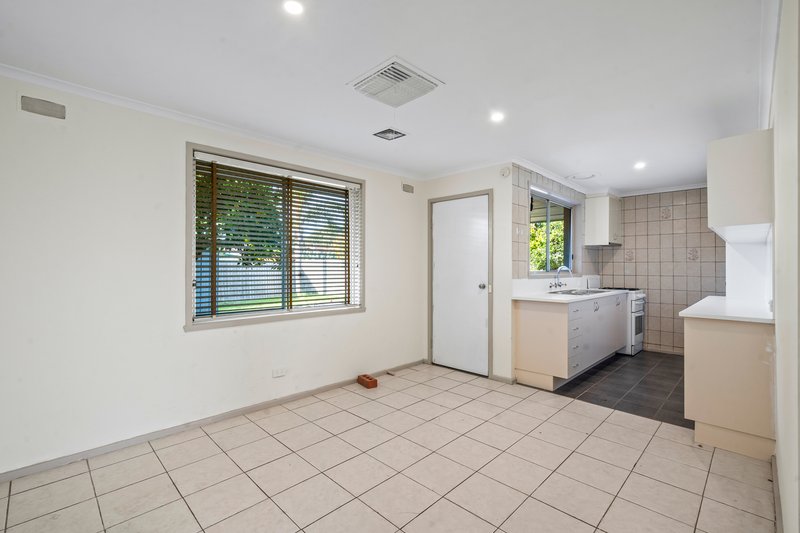 Photo - 8 Nathalia Street, Broadmeadows VIC 3047 - Image 5