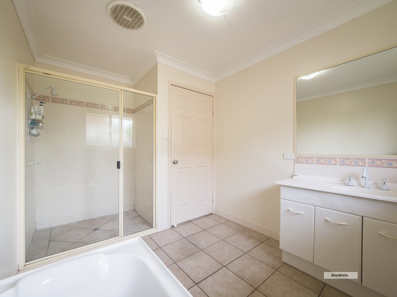 Photo - 8 Neish Court, Norman Gardens QLD 4701 - Image 9