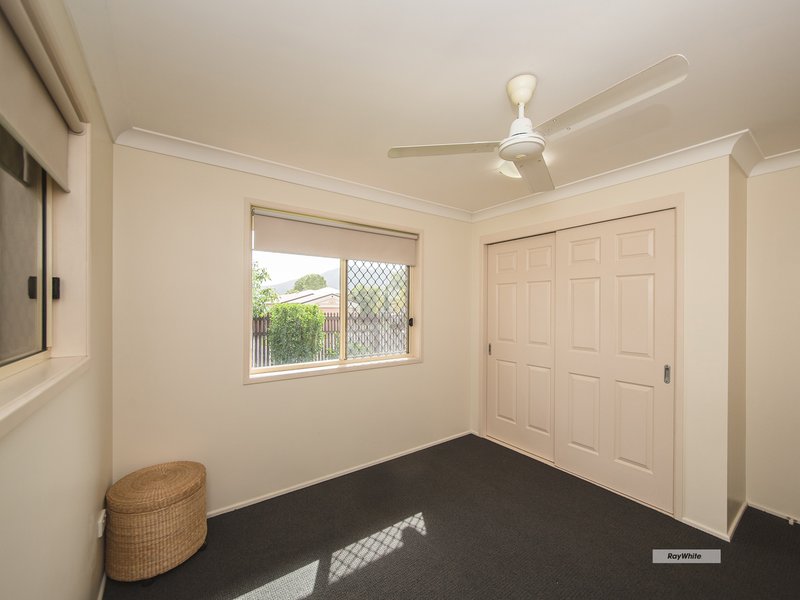 Photo - 8 Neish Court, Norman Gardens QLD 4701 - Image 12