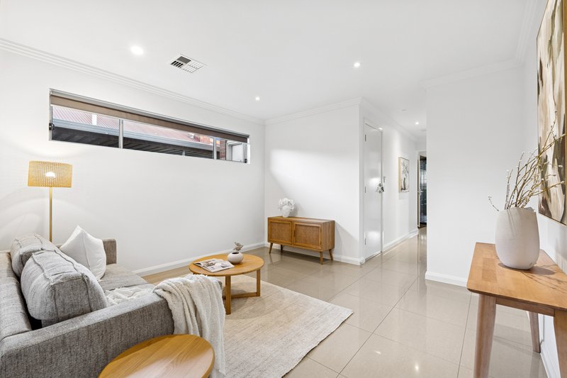 Photo - 8 Nelson Avenue, Flinders Park SA 5025 - Image 5