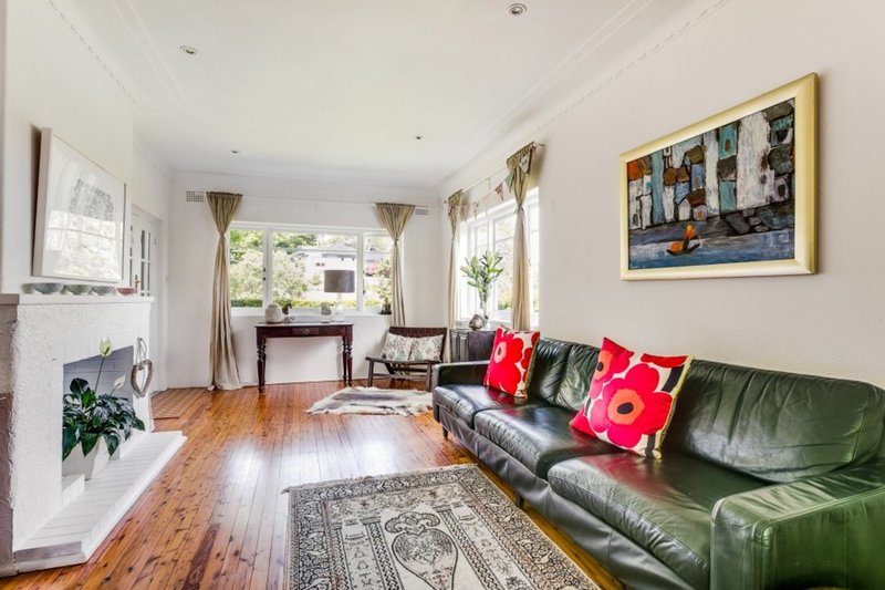 Photo - 8 Nenagh Street, North Manly NSW 2100 - Image 2