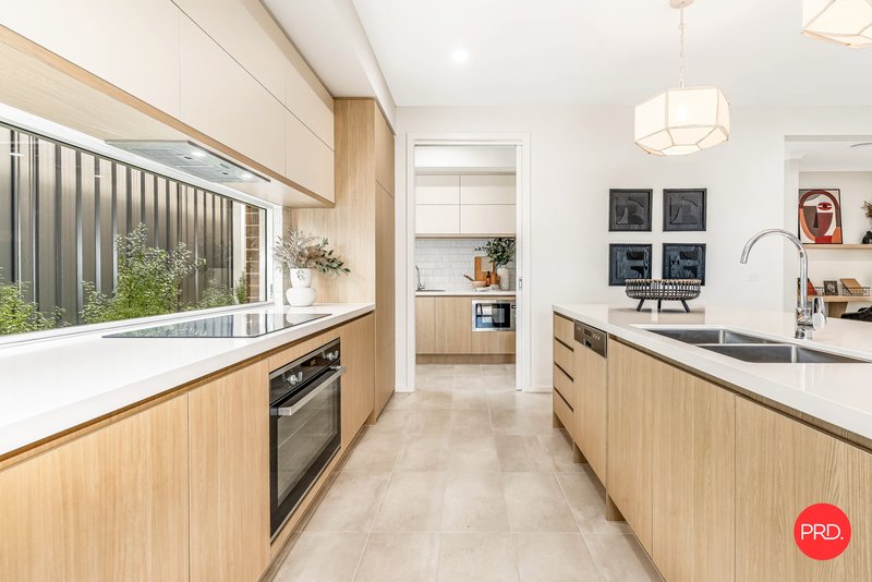 Photo - 8 Neon Crescent, Strathfieldsaye VIC 3551 - Image 9