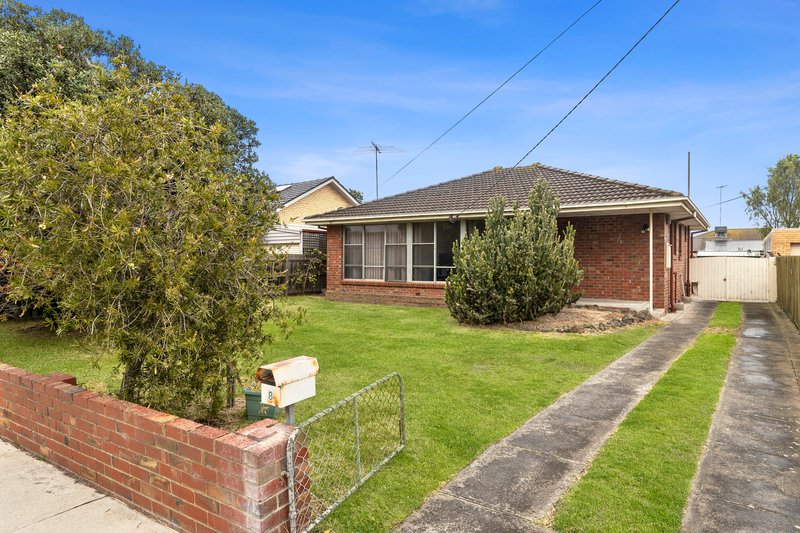 8 Neptune Avenue, Newcomb VIC 3219