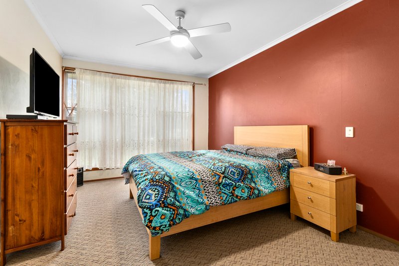 Photo - 8 Neptune Avenue, Newcomb VIC 3219 - Image 5