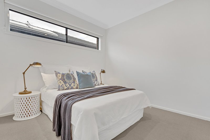 Photo - 8 Nesting Vista, Craigieburn VIC 3064 - Image 20