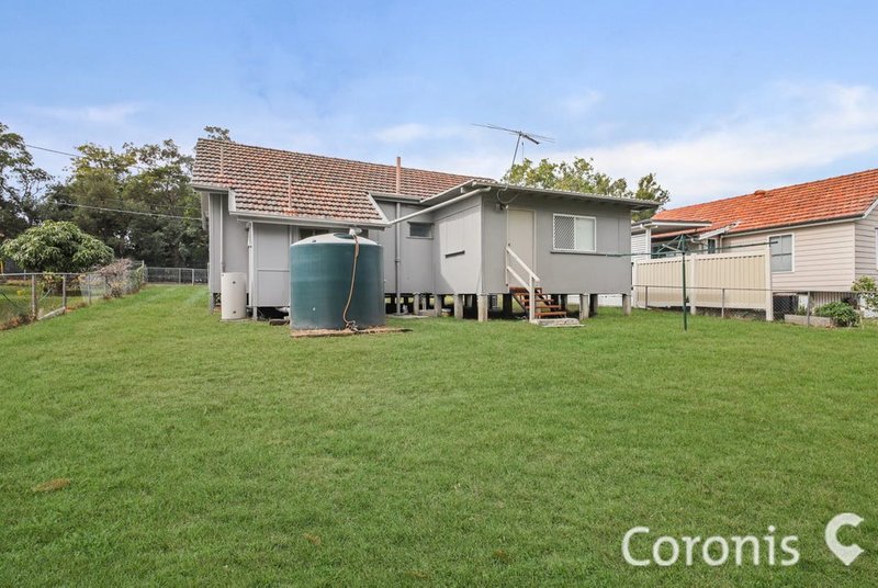Photo - 8 Nettleton Crescent, Moorooka QLD 4105 - Image 4