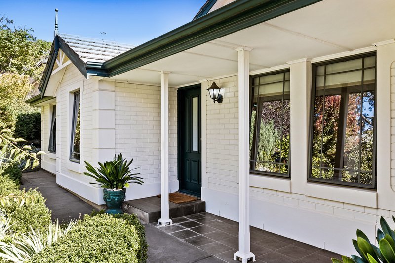 Photo - 8 Nicholas Paech Drive, Hahndorf SA 5245 - Image 2