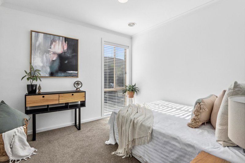 Photo - 8 Nigella Avenue, Corio VIC 3214 - Image 10