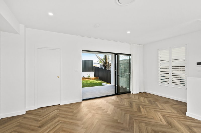 Photo - 8 Nightingale Close, Blackbutt NSW 2529 - Image 3