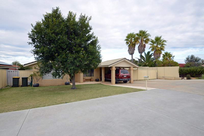 8 Nilsen Ridge, Clarkson WA 6030