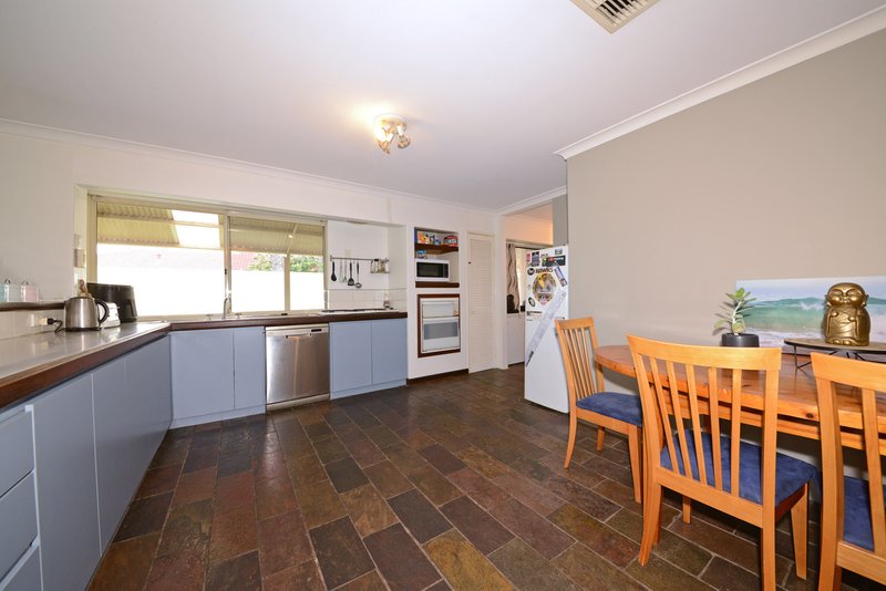 Photo - 8 Nilsen Ridge, Clarkson WA 6030 - Image 12