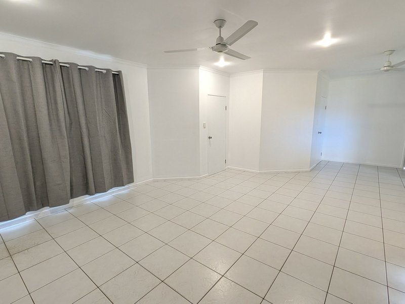 Photo - 8 Nindii Close, Edmonton QLD 4869 - Image 4
