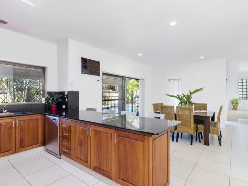 Photo - 8 Northwood Close, Robina QLD 4226 - Image 3