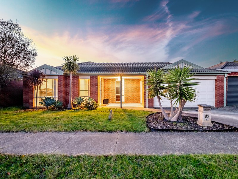 8 Nyarrin Place, Cranbourne West VIC 3977