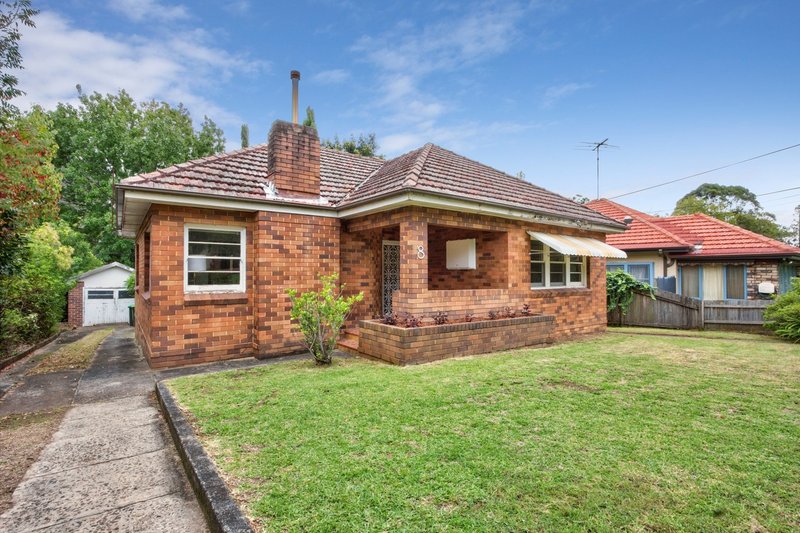 8 Oakes Ave , Eastwood NSW 2122