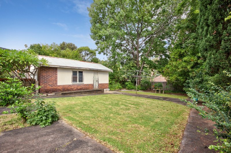 Photo - 8 Oakes Ave , Eastwood NSW 2122 - Image 13