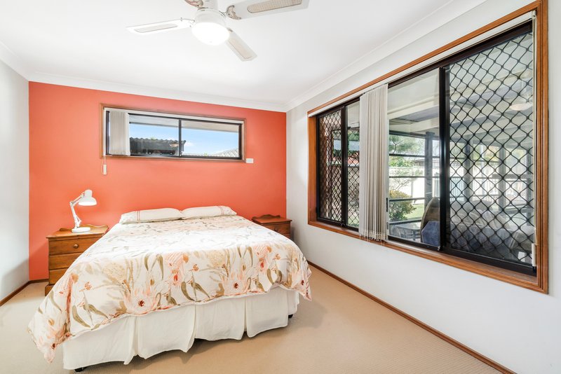 Photo - 8 Oakland Court, Burleigh Waters QLD 4220 - Image 6