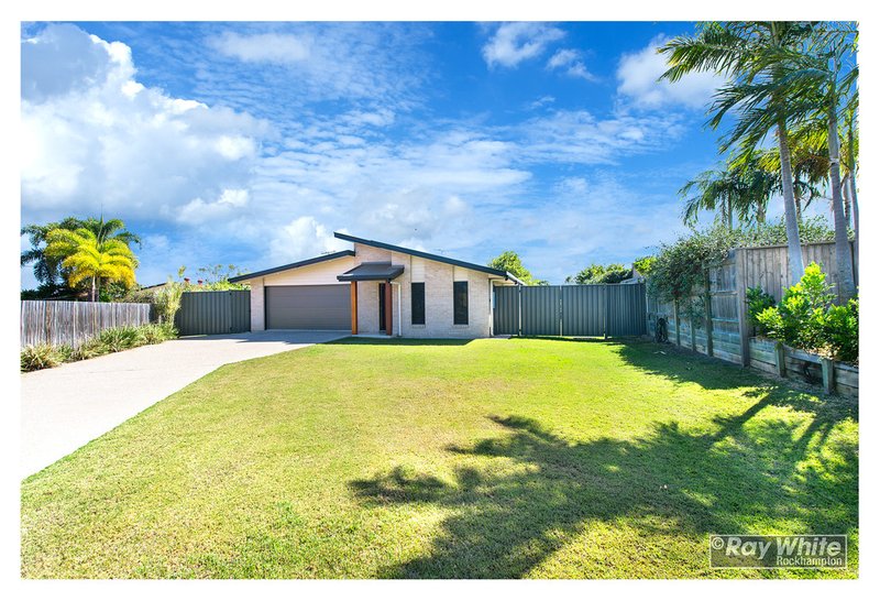 Photo - 8 Oakland Court, Norman Gardens QLD 4701 - Image 10