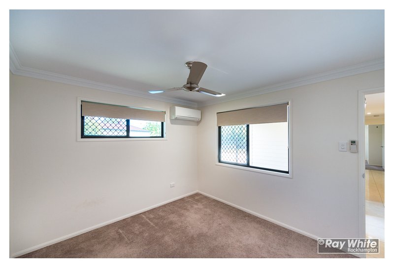 Photo - 8 Oakland Court, Norman Gardens QLD 4701 - Image 11