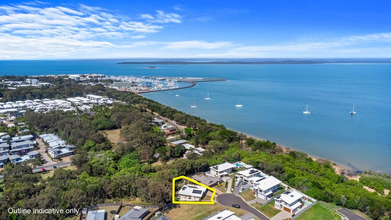 8 Oceanfront Court, Urangan QLD 4655