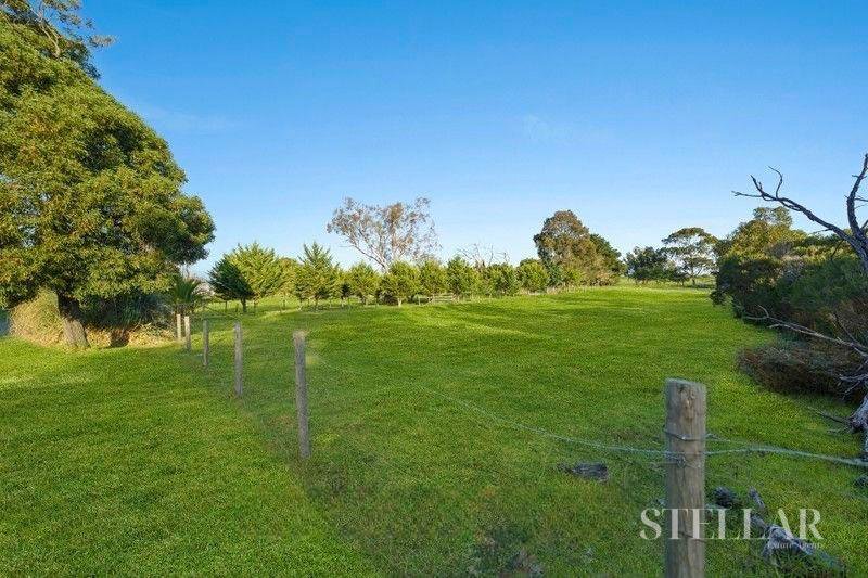 Photo - 8 Olive Road, Devon Meadows VIC 3977 - Image 10