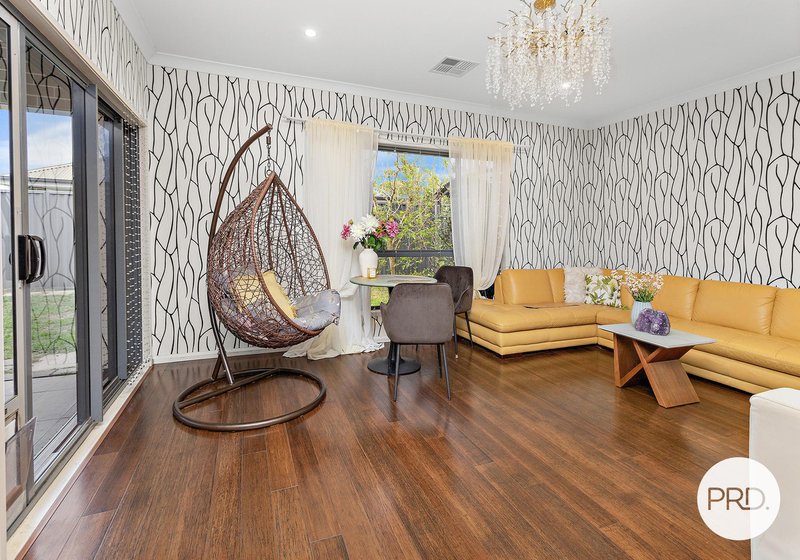 Photo - 8 Omaroo Place, Horsley NSW 2530 - Image 6