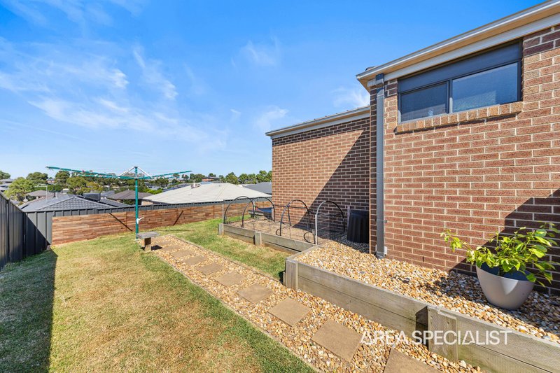 Photo - 8 Ontario Drive, Pakenham VIC 3810 - Image 23