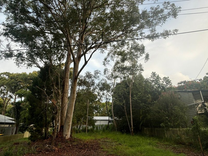 Photo - 8 Ore Street, Macleay Island QLD 4184 - Image 4