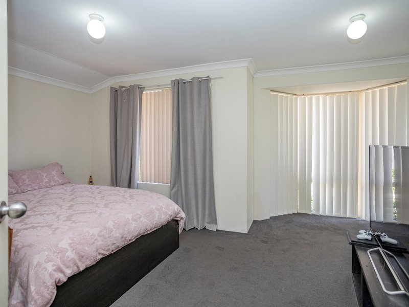 Photo - 8 Oriole Way, Thornlie WA 6108 - Image 12