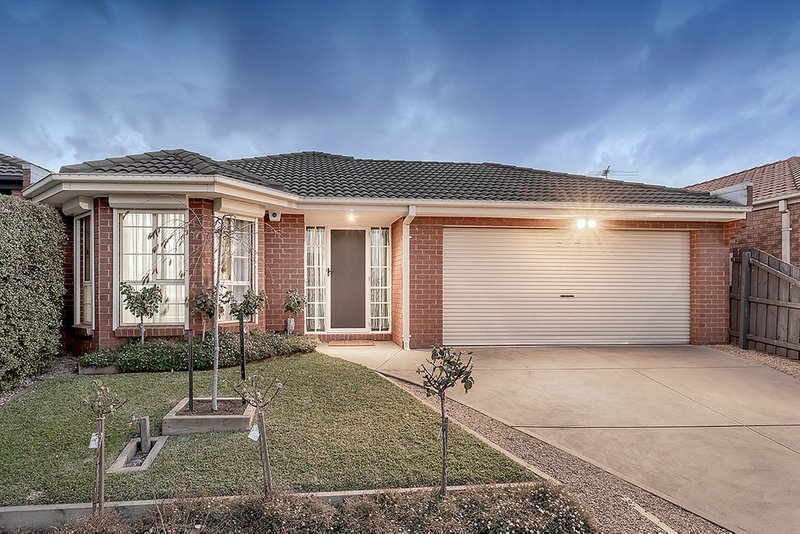 8 Orlando Drive, Roxburgh Park VIC 3064