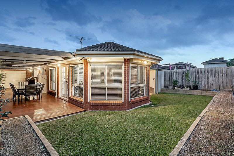 Photo - 8 Orlando Drive, Roxburgh Park VIC 3064 - Image 14