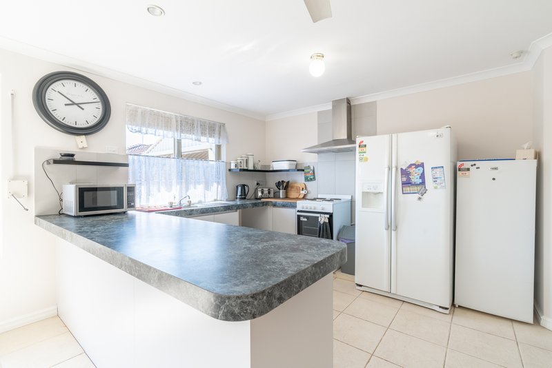 8 Ormond Place, Warnbro WA 6169