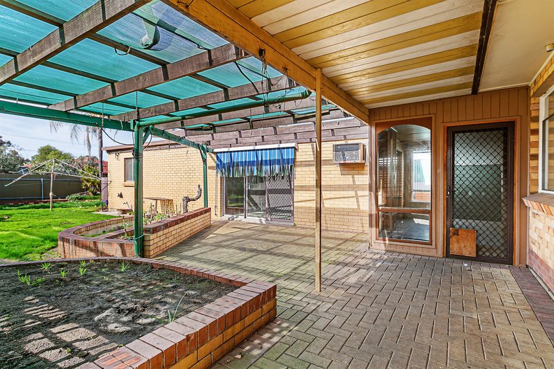 Photo - 8 Ormsby Avenue, Parafield Gardens SA 5107 - Image 15