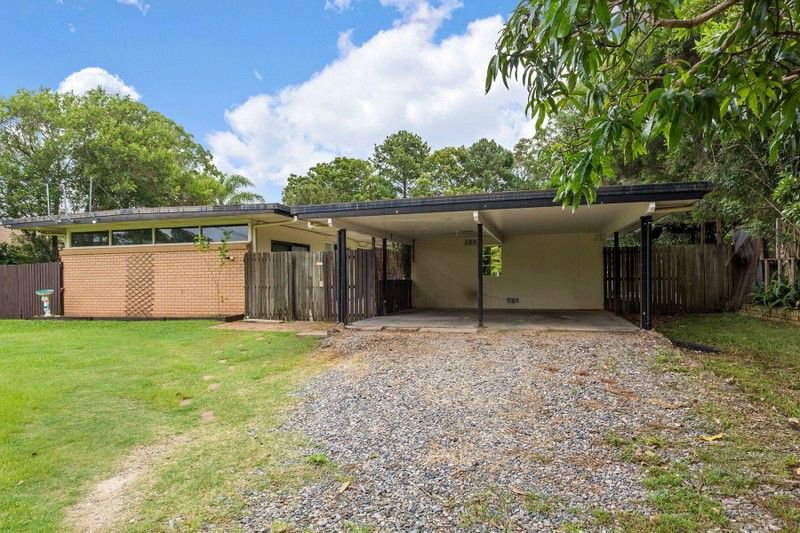 Photo - 8 Osborne Court, Loganholme QLD 4129 - Image 2