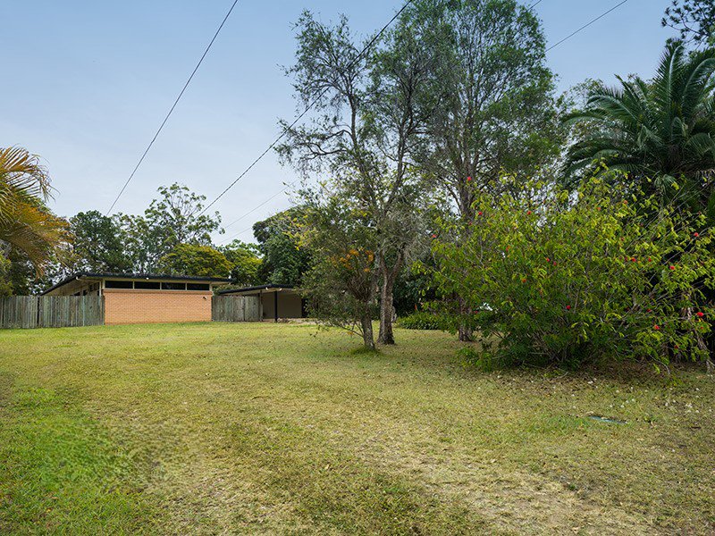 Photo - 8 Osborne Court, Loganholme QLD 4129 - Image 3